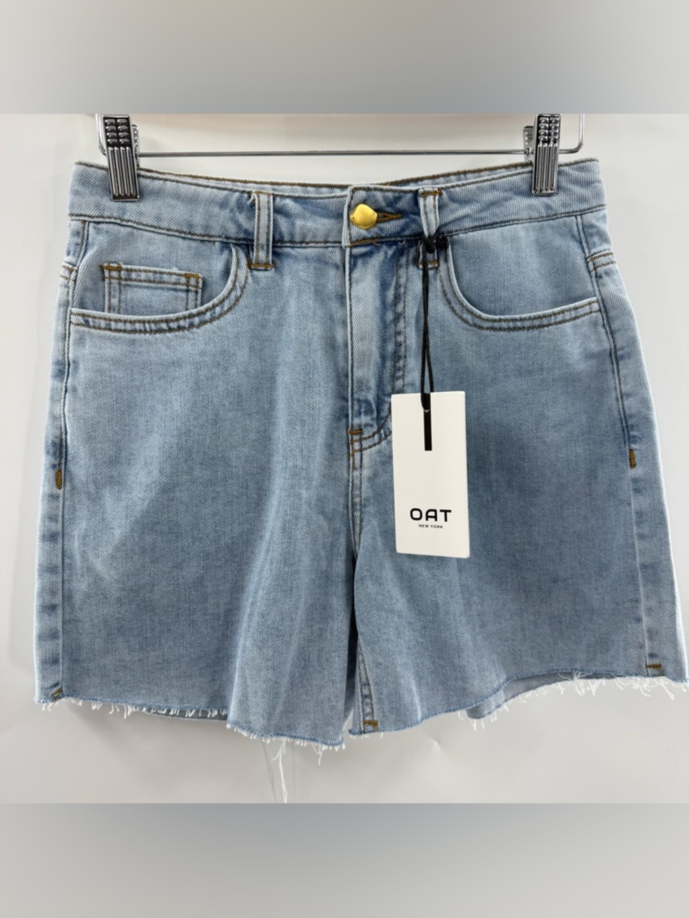 NWT OAT New York Cloud Luxe Lightweight Raw Hem Denim Cut Off Shorts Size 2 / 26 - Picture 2 of 11